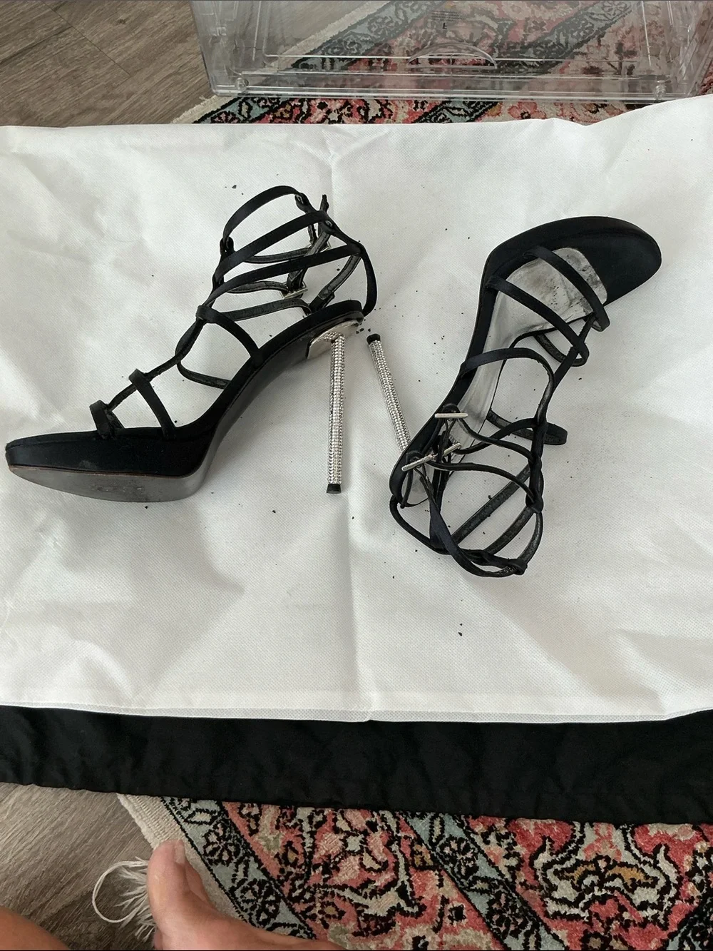 Stuart Weitzman luxe